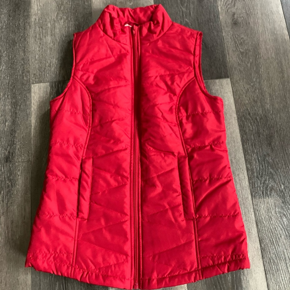 Red Camel Zip-Up Vest